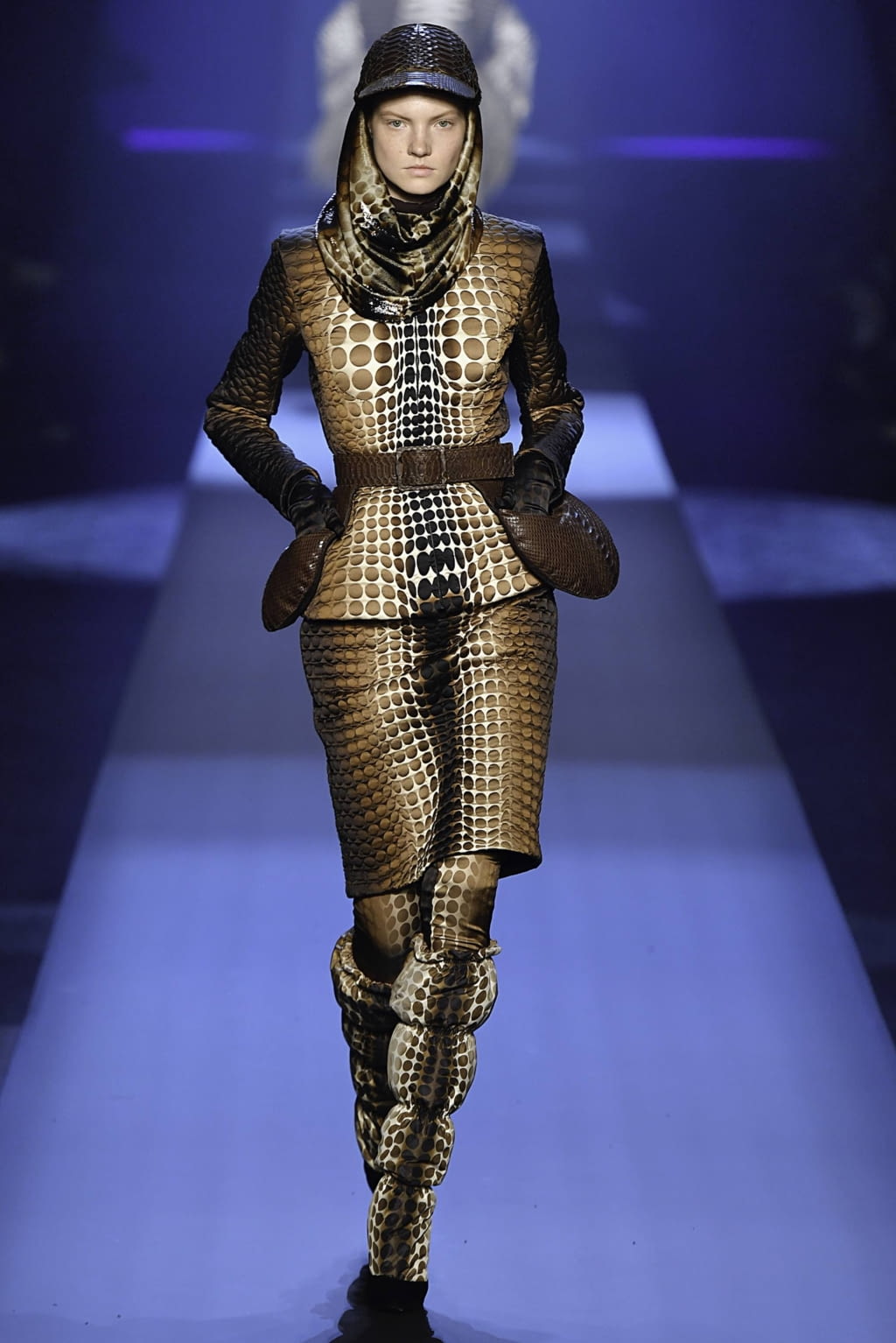 Fashion Week Paris Fall/Winter 2019 look 16 from the Jean Paul Gaultier collection couture