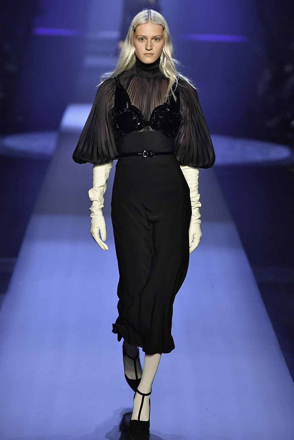 Fashion Week Paris Fall/Winter 2019 look 26 de la collection Jean Paul Gaultier couture