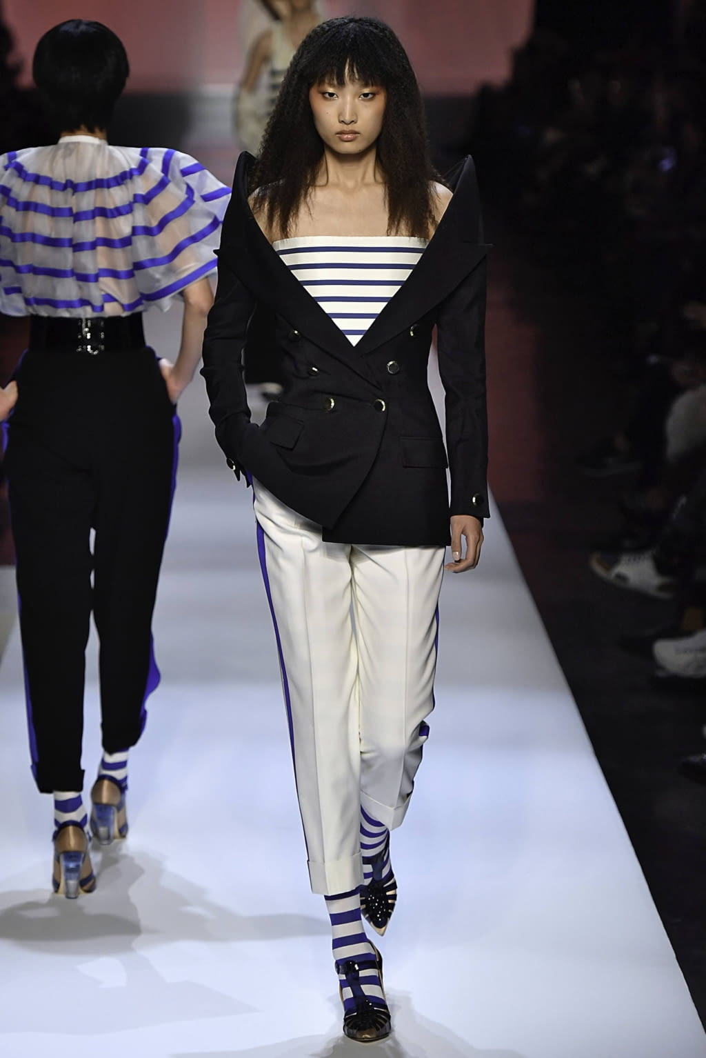 Fashion Week Paris Spring/Summer 2019 look 2 de la collection Jean Paul Gaultier couture