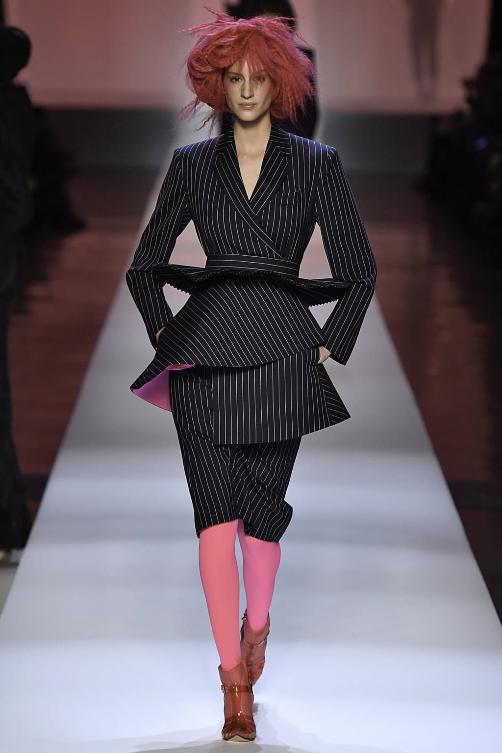 Fashion Week Paris Spring/Summer 2019 look 6 de la collection Jean Paul Gaultier couture