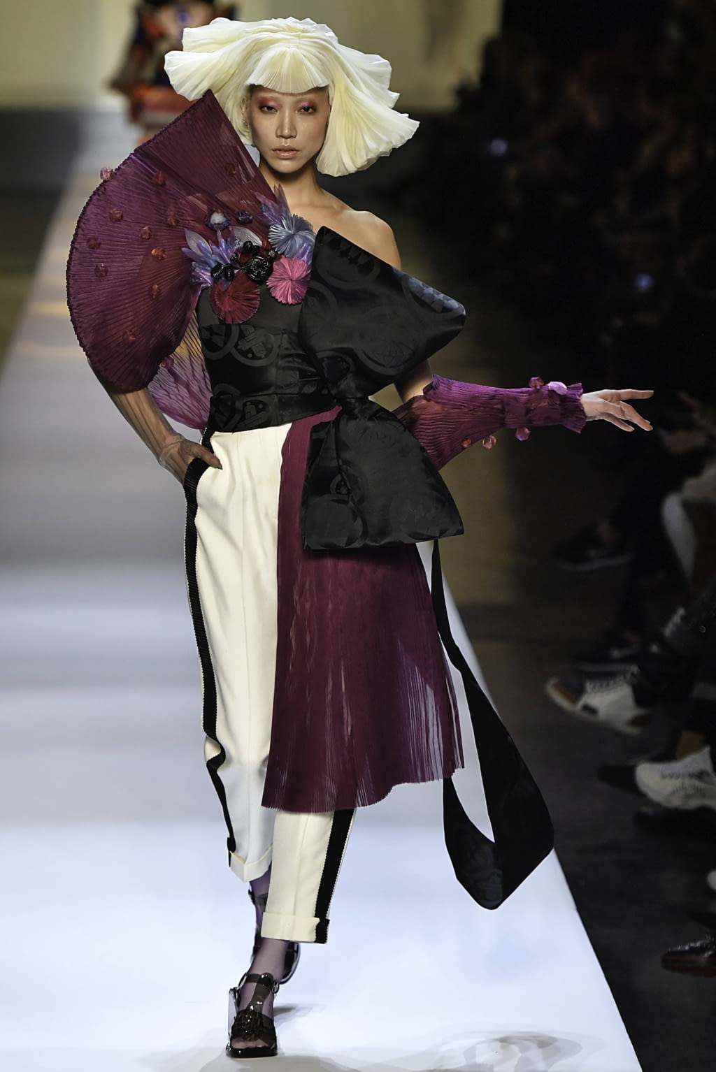 Fashion Week Paris Spring/Summer 2019 look 32 from the Jean Paul Gaultier collection couture