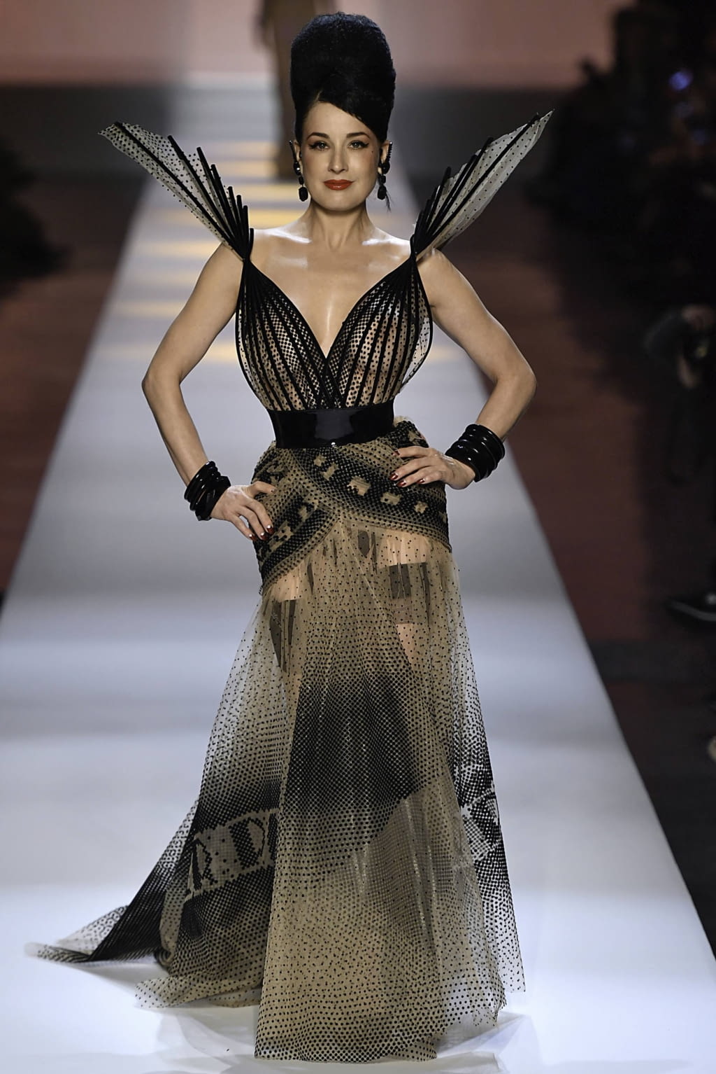 Fashion Week Paris Spring/Summer 2019 look 53 from the Jean Paul Gaultier collection couture