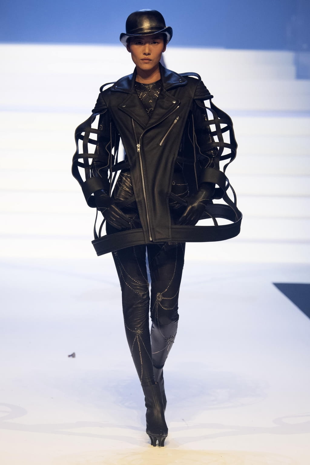 Fashion Week Paris Spring/Summer 2020 look 28 de la collection Jean Paul Gaultier couture