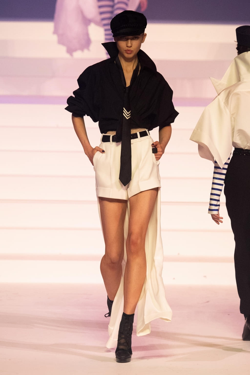 Fashion Week Paris Spring/Summer 2020 look 42 de la collection Jean Paul Gaultier couture