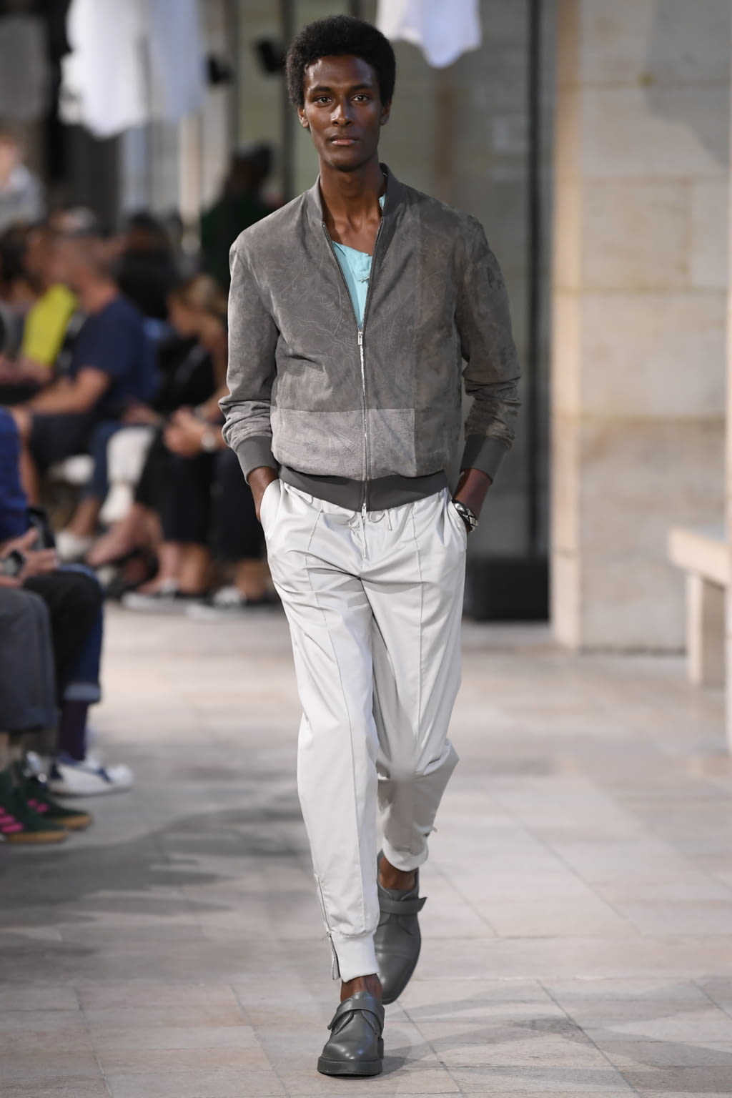 Fashion Week Paris Spring/Summer 2019 look 15 from the Hermès collection menswear