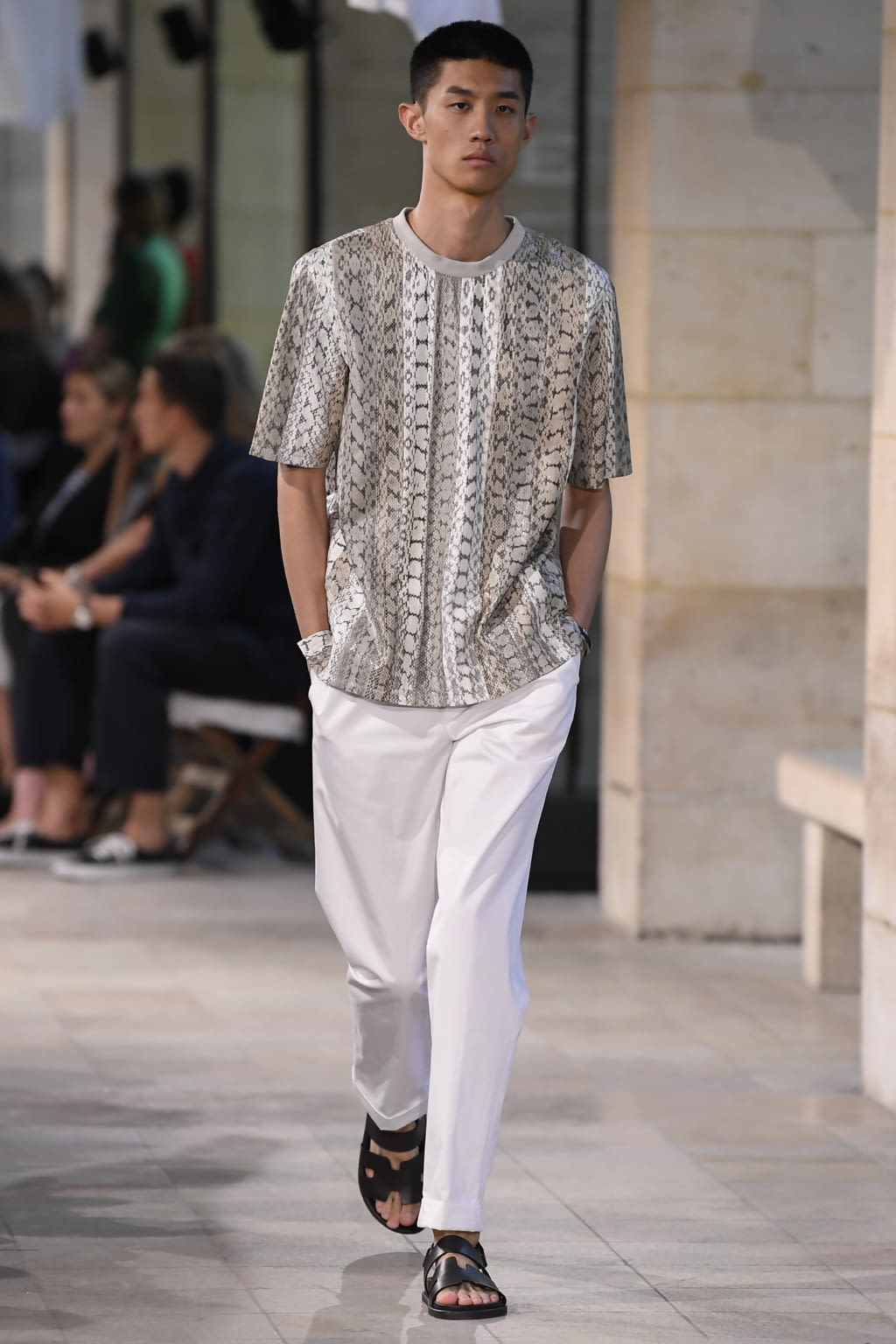 Fashion Week Paris Spring/Summer 2019 look 41 from the Hermès collection menswear