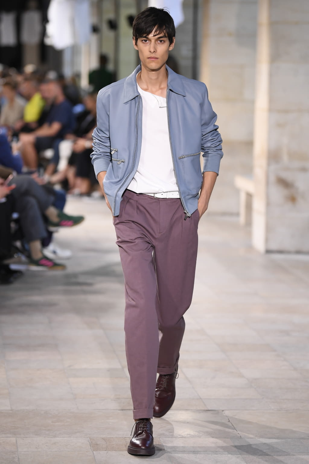 Fashion Week Paris Spring/Summer 2019 look 5 from the Hermès collection 男装