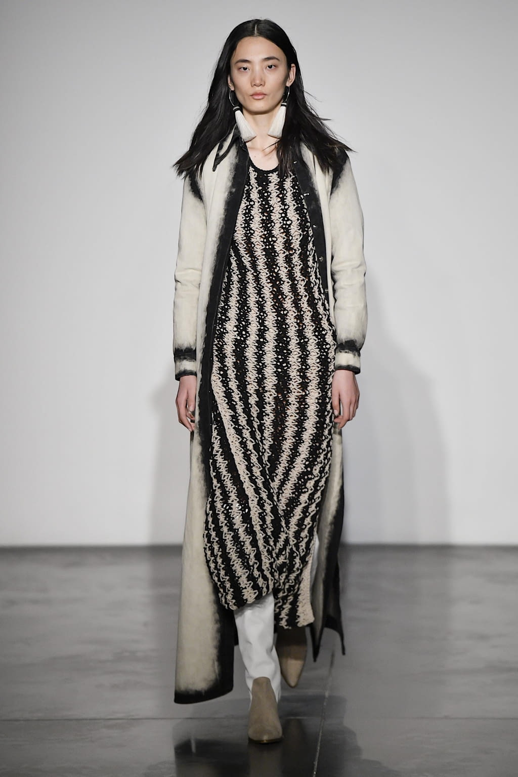 Fashion Week New York Fall/Winter 2020 look 8 from the Jeffrey Dodd collection womenswear