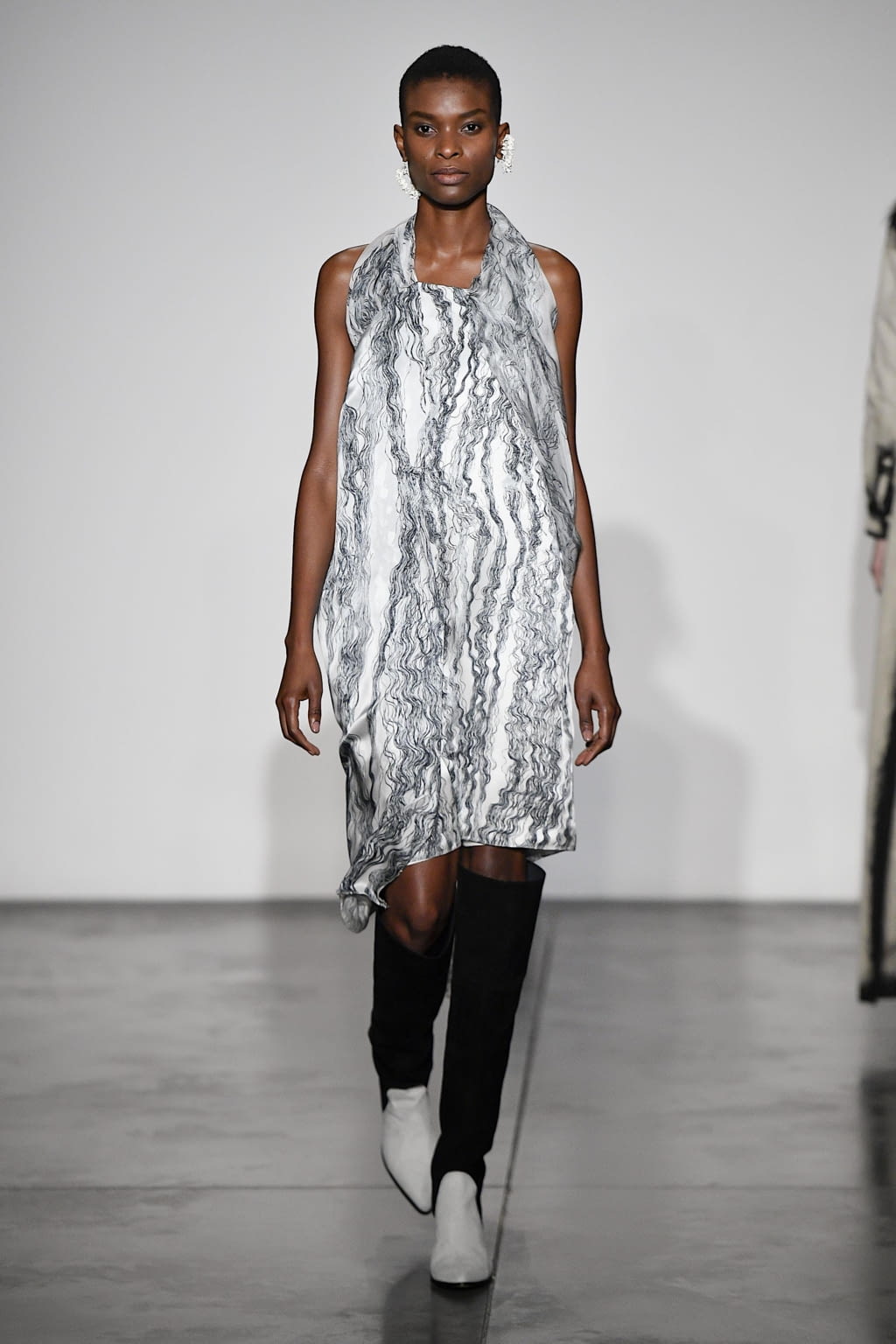 Fashion Week New York Fall/Winter 2020 look 10 from the Jeffrey Dodd collection womenswear