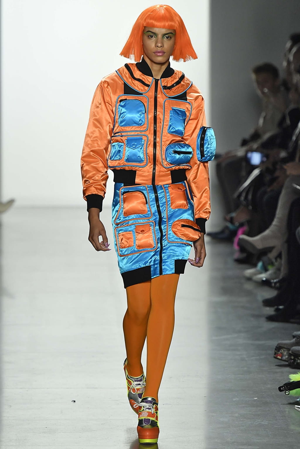 Fashion Week New York Fall/Winter 2018 look 9 from the Jeremy Scott collection 女装