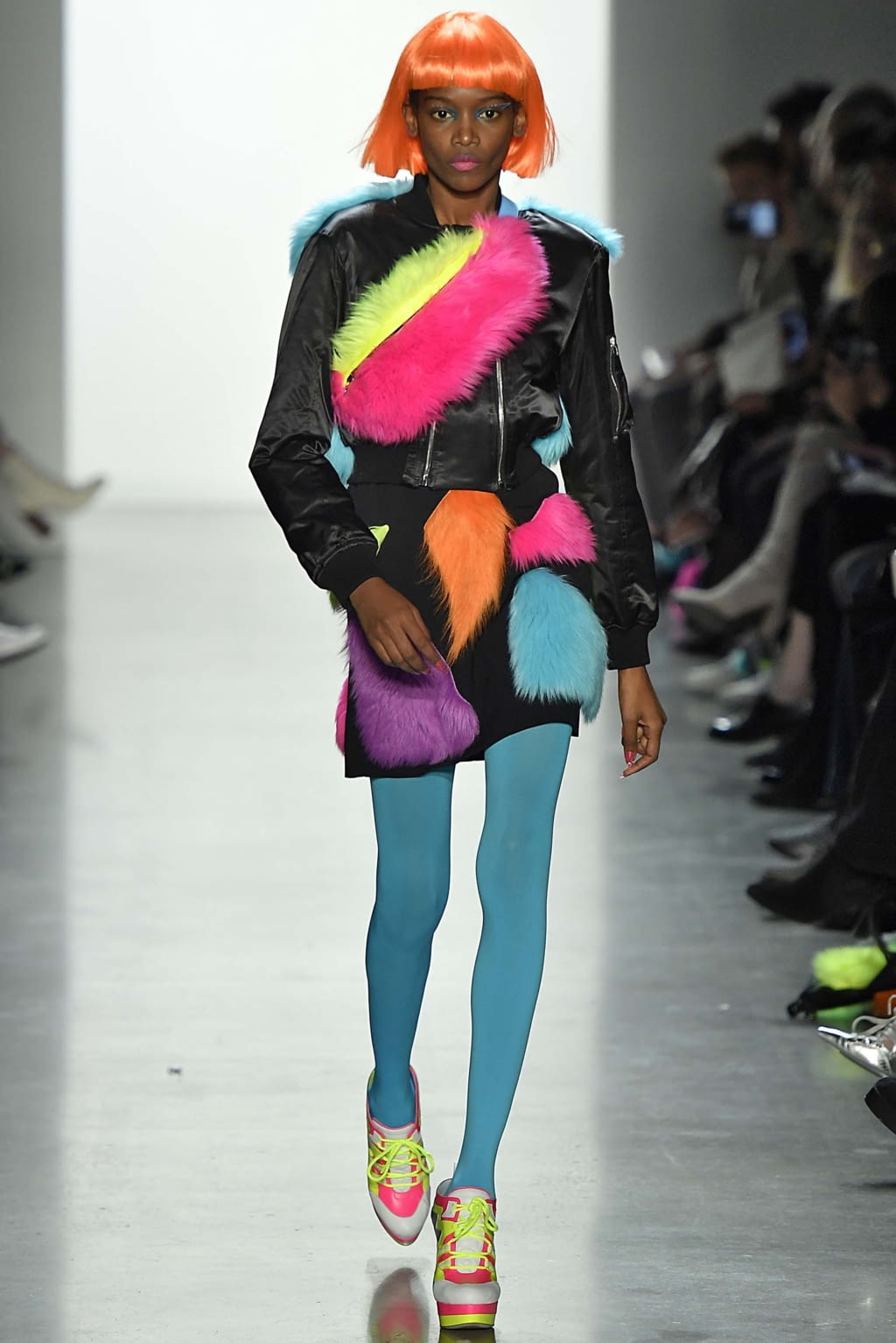 Fashion Week New York Fall/Winter 2018 look 34 from the Jeremy Scott collection 女装