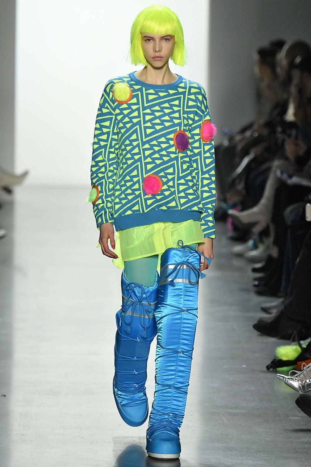 Fashion Week New York Fall/Winter 2018 look 36 from the Jeremy Scott collection womenswear