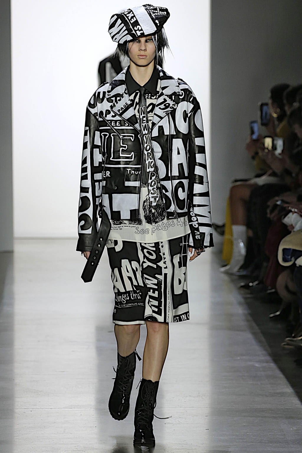 Fashion Week New York Fall/Winter 2019 look 5 from the Jeremy Scott collection womenswear