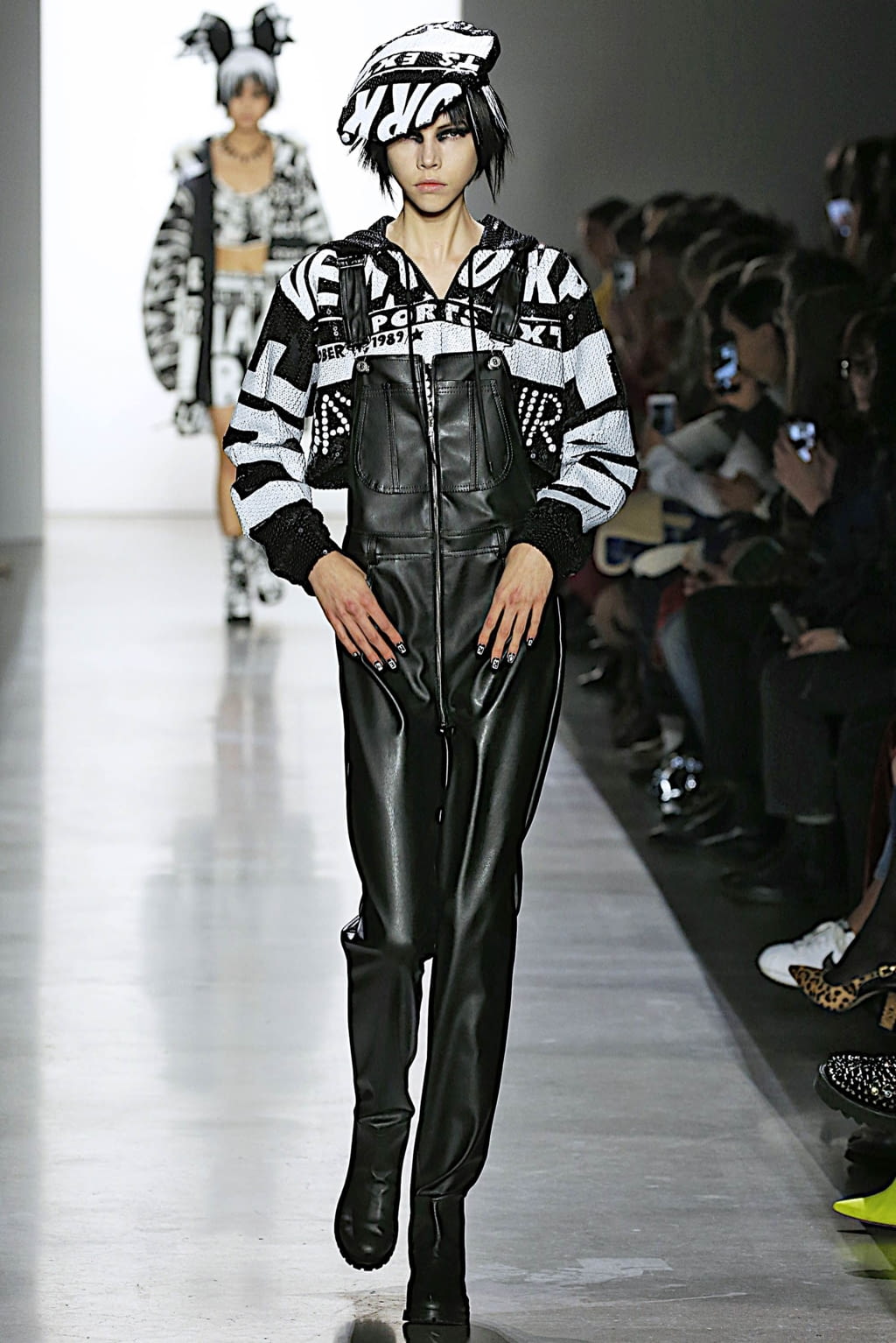 Fashion Week New York Fall/Winter 2019 look 31 from the Jeremy Scott collection womenswear