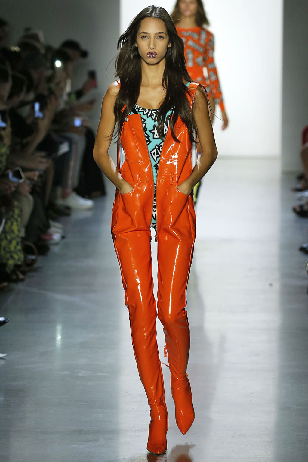 Fashion Week New York Spring/Summer 2019 look 2 from the Jeremy Scott collection womenswear