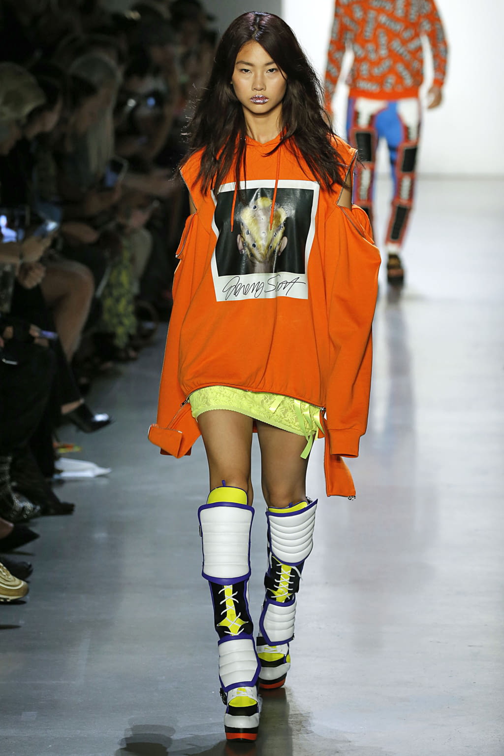 Fashion Week New York Spring/Summer 2019 look 5 de la collection Jeremy Scott womenswear