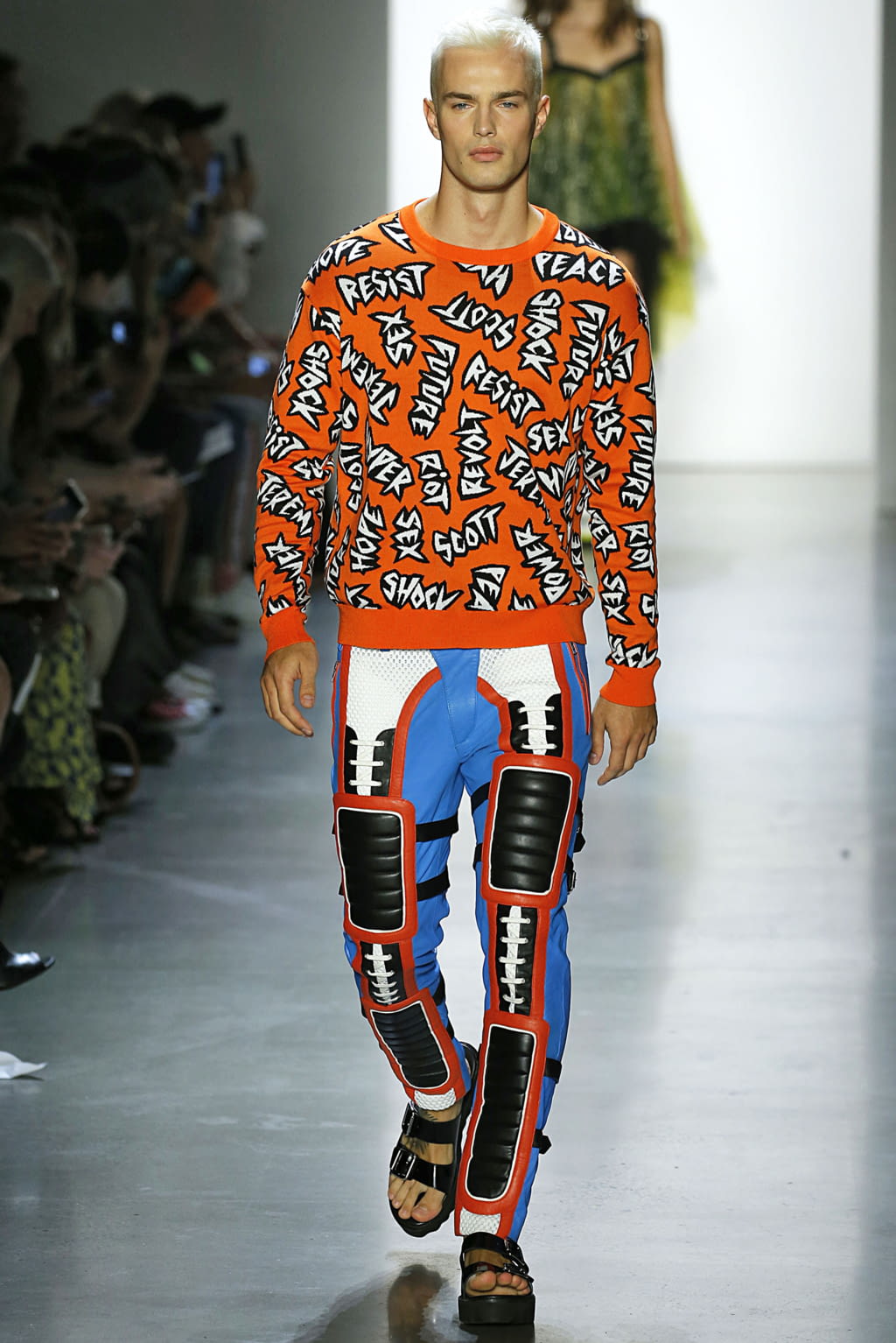 Fashion Week New York Spring/Summer 2019 look 6 from the Jeremy Scott collection womenswear