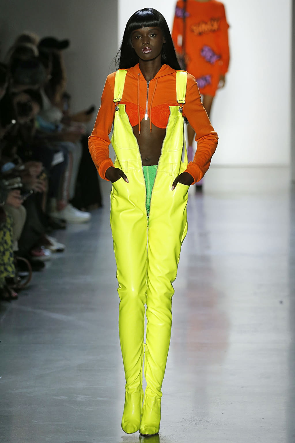 Fashion Week New York Spring/Summer 2019 look 17 from the Jeremy Scott collection womenswear