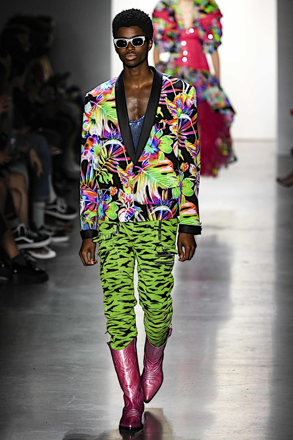 Fashion Week New York Spring/Summer 2020 look 28 from the Jeremy Scott collection womenswear
