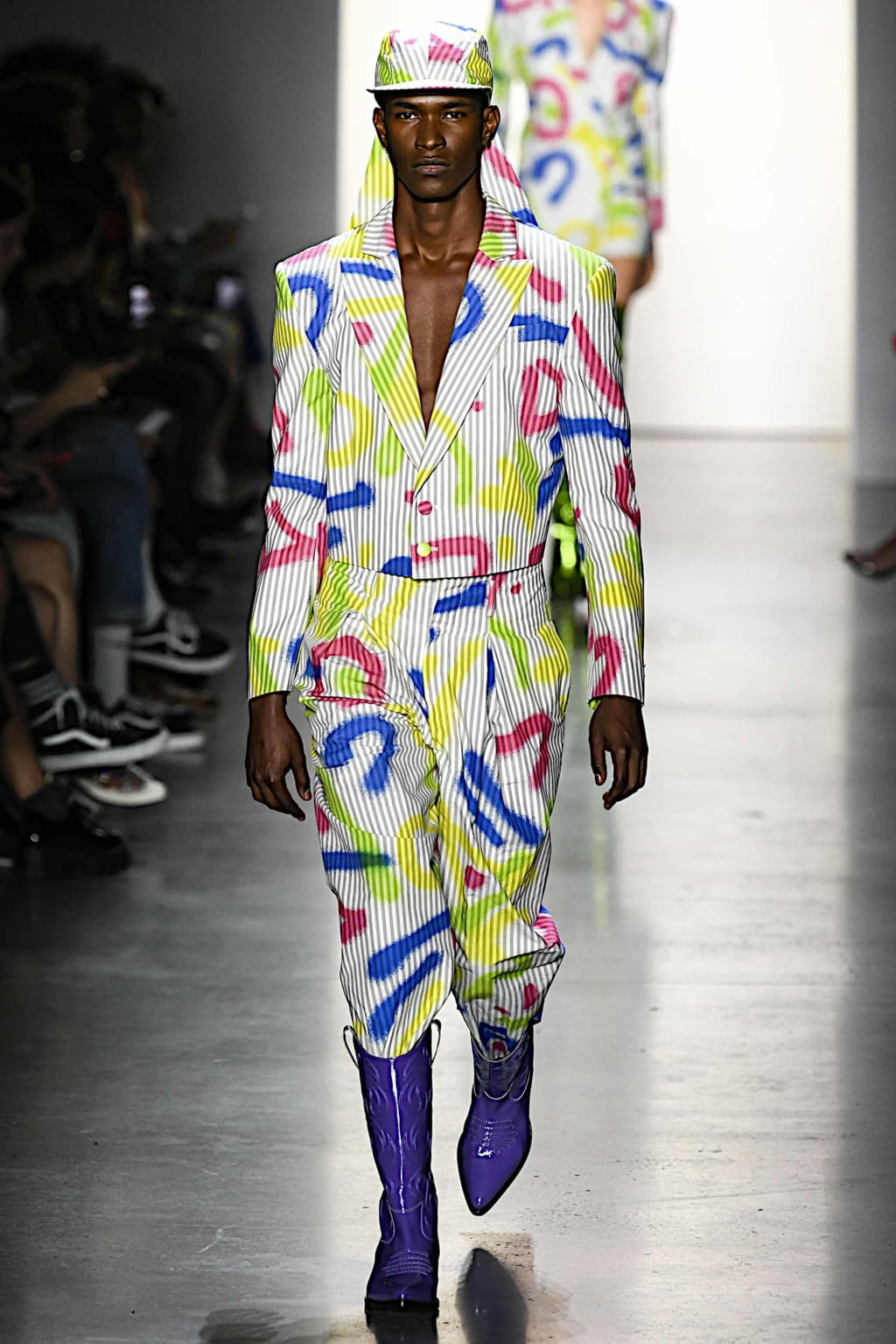 Fashion Week New York Spring/Summer 2020 look 35 from the Jeremy Scott collection womenswear