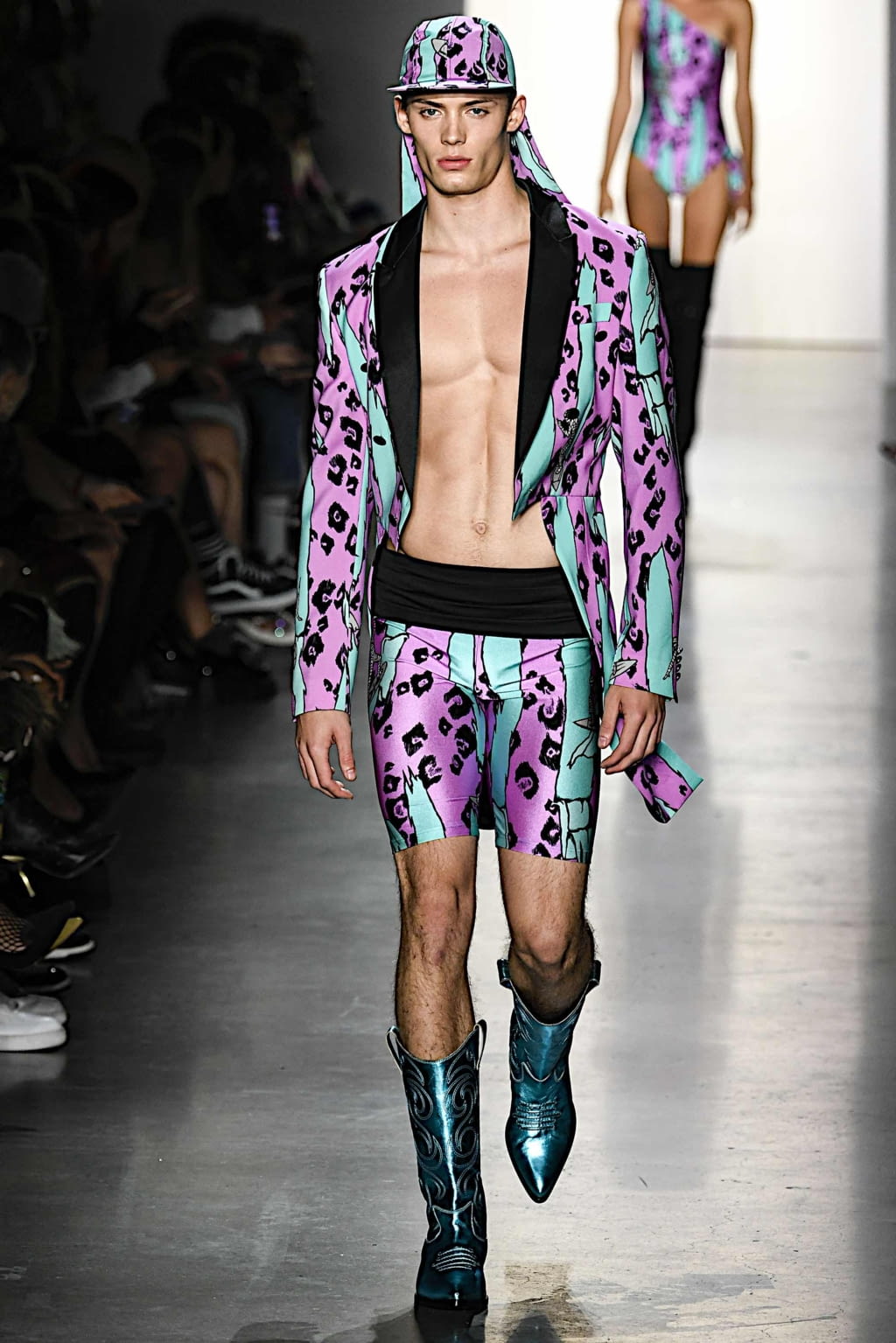 Fashion Week New York Spring/Summer 2020 look 41 from the Jeremy Scott collection 女装
