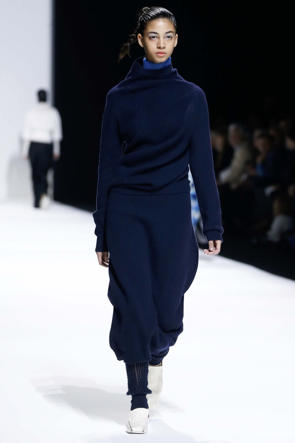 Fashion Week Milan Fall/Winter 2018 look 16 from the Jil Sander collection 女装