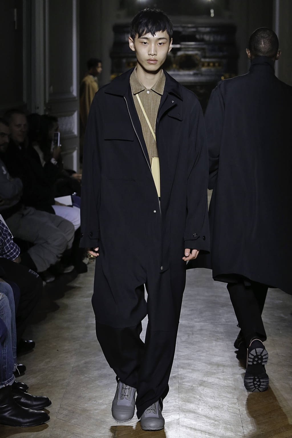 Fashion Week Paris Fall/Winter 2019 look 16 from the Jil Sander collection 男装