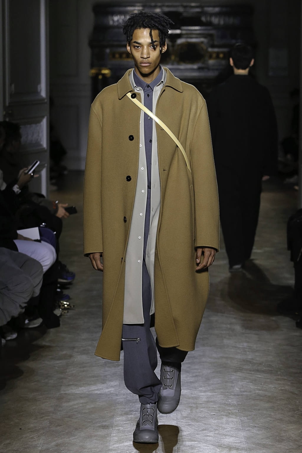 Fashion Week Paris Fall/Winter 2019 look 17 from the Jil Sander collection menswear