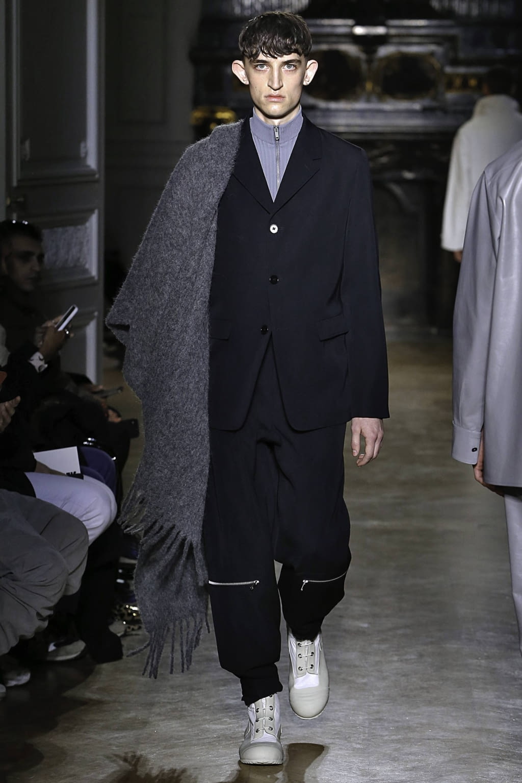 Fashion Week Paris Fall/Winter 2019 look 22 from the Jil Sander collection menswear