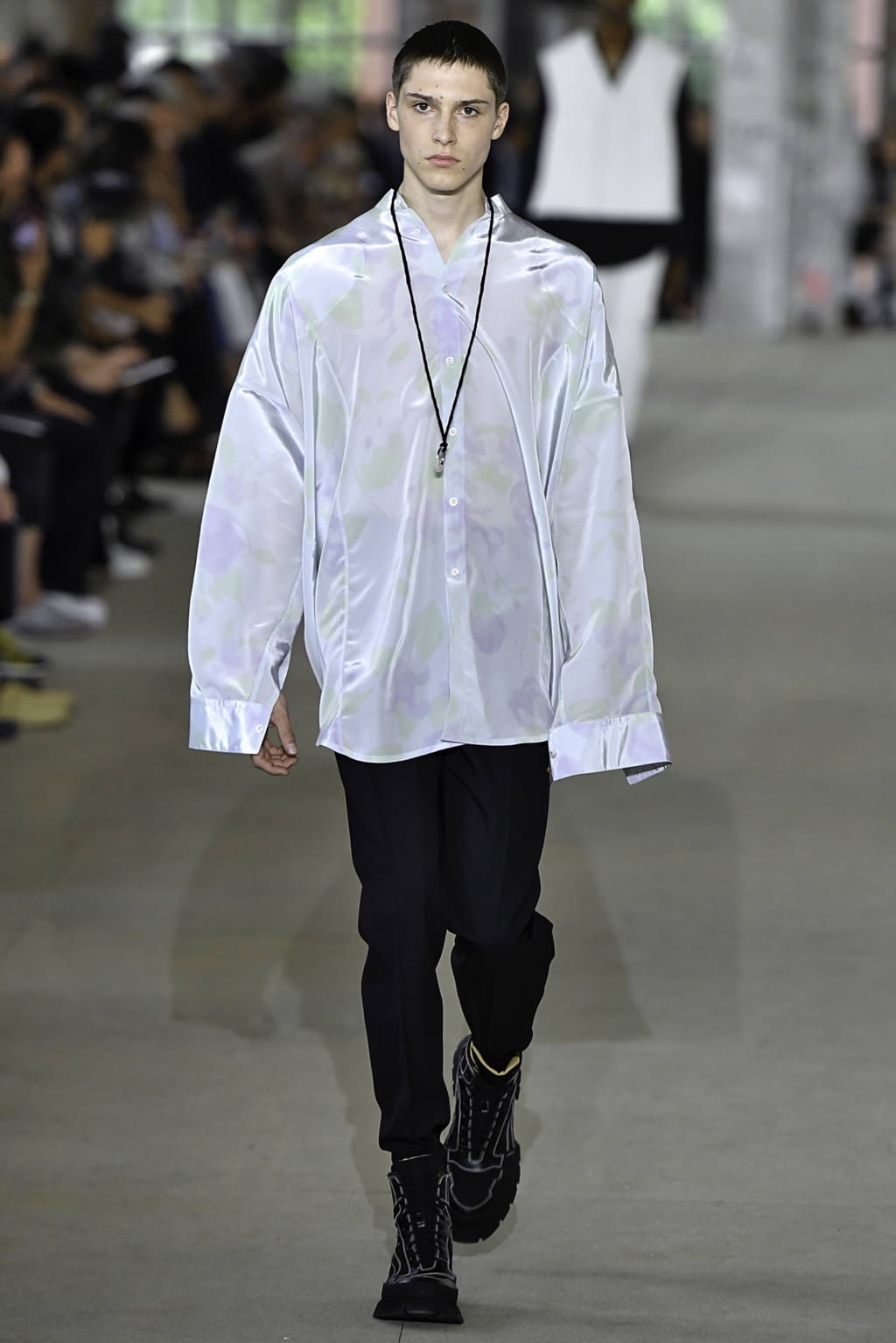 Fashion Week Paris Spring/Summer 2020 look 31 from the Jil Sander collection 男装