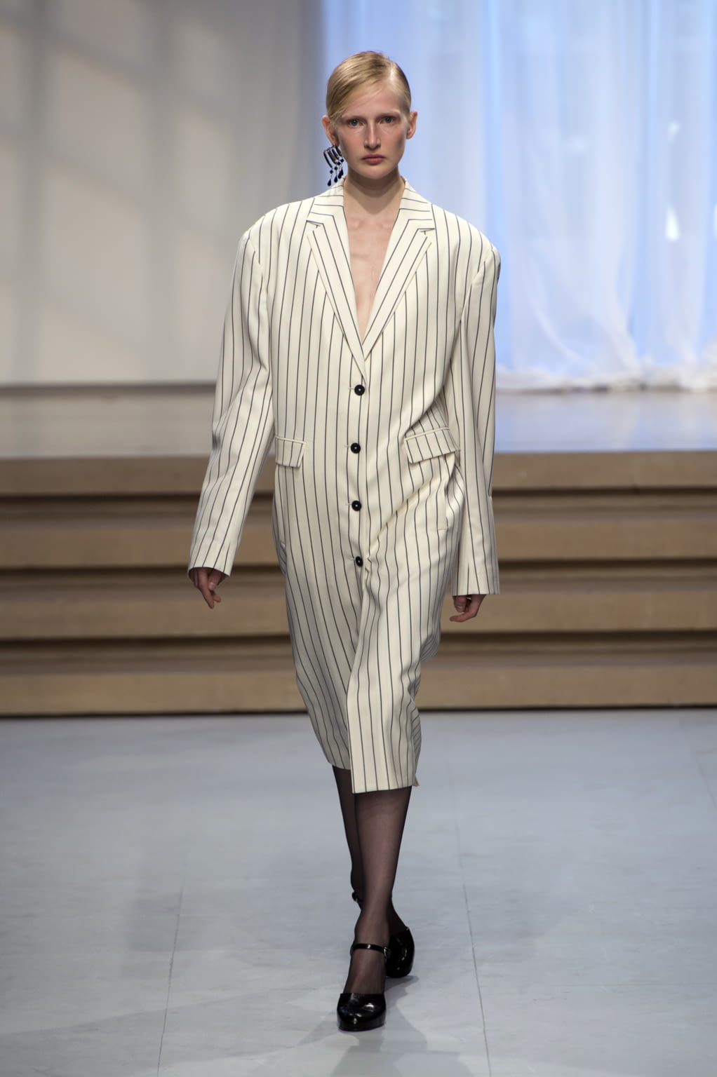 Fashion Week Milan Spring/Summer 2017 look 2 from the Jil Sander collection womenswear