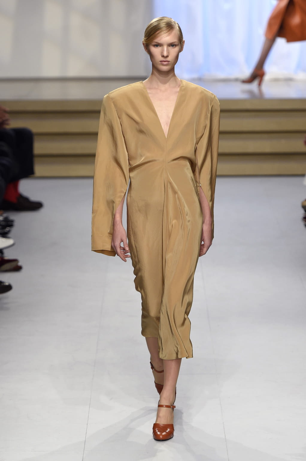 Fashion Week Milan Spring/Summer 2017 look 15 from the Jil Sander collection womenswear