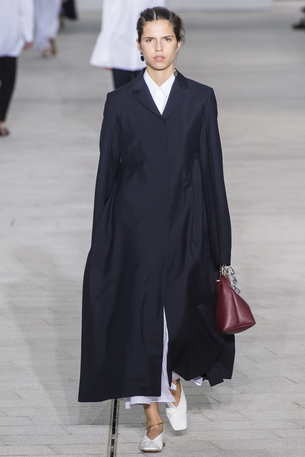 Fashion Week Milan Spring/Summer 2018 look 6 from the Jil Sander collection womenswear