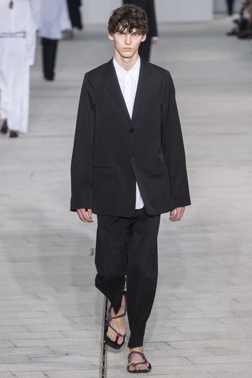 Fashion Week Milan Spring/Summer 2018 look 10 from the Jil Sander collection womenswear