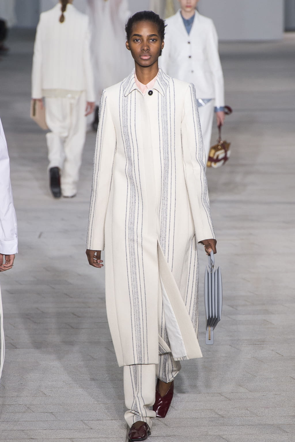 Fashion Week Milan Spring/Summer 2018 look 41 from the Jil Sander collection womenswear