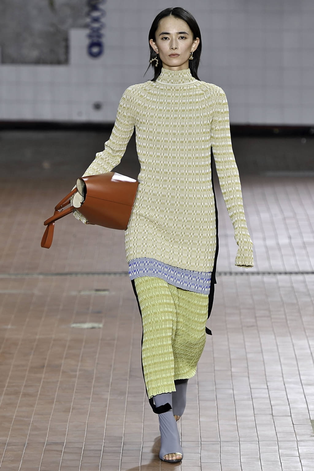 Fashion Week Milan Spring/Summer 2019 look 22 from the Jil Sander collection 女装