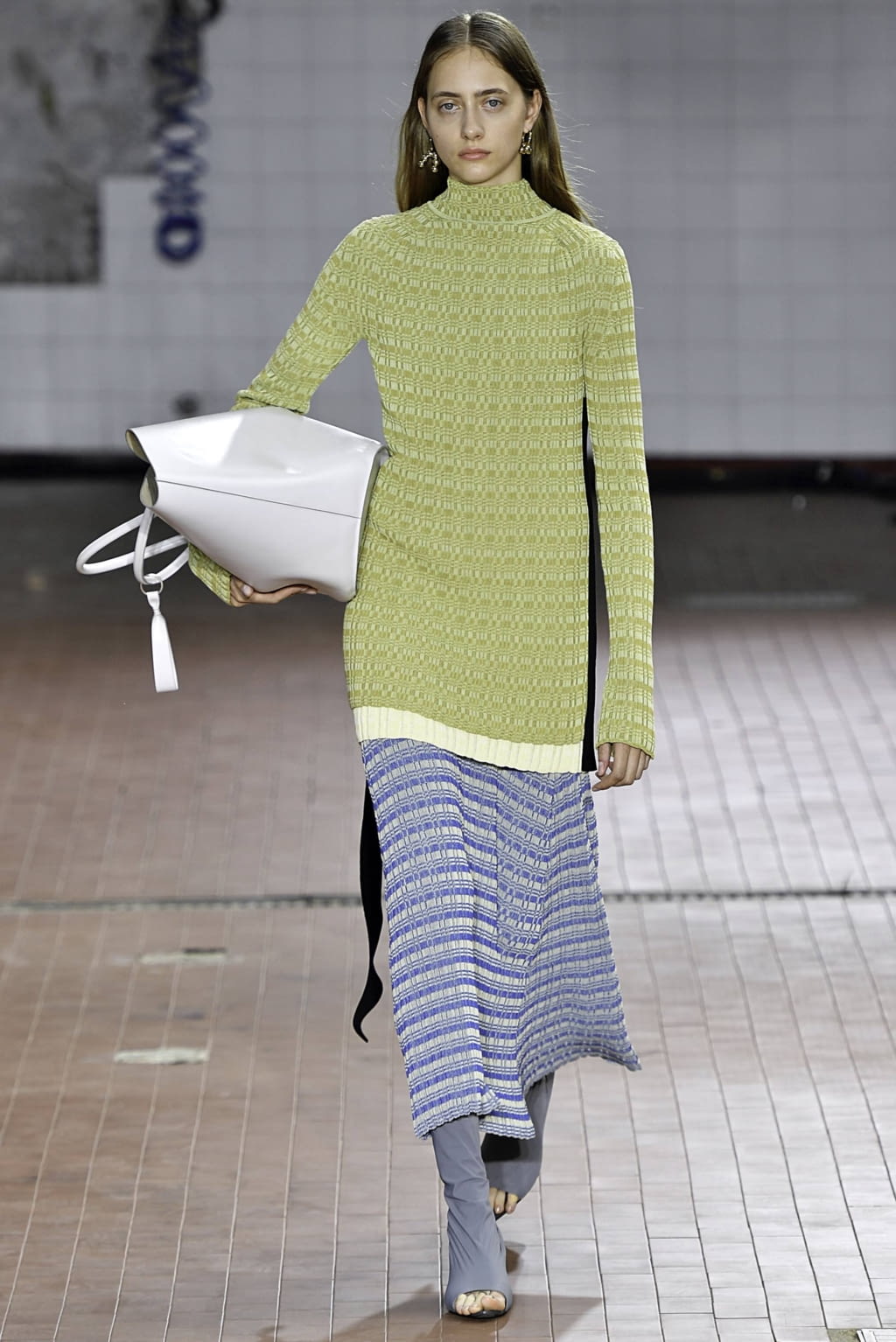 Fashion Week Milan Spring/Summer 2019 look 23 from the Jil Sander collection 女装