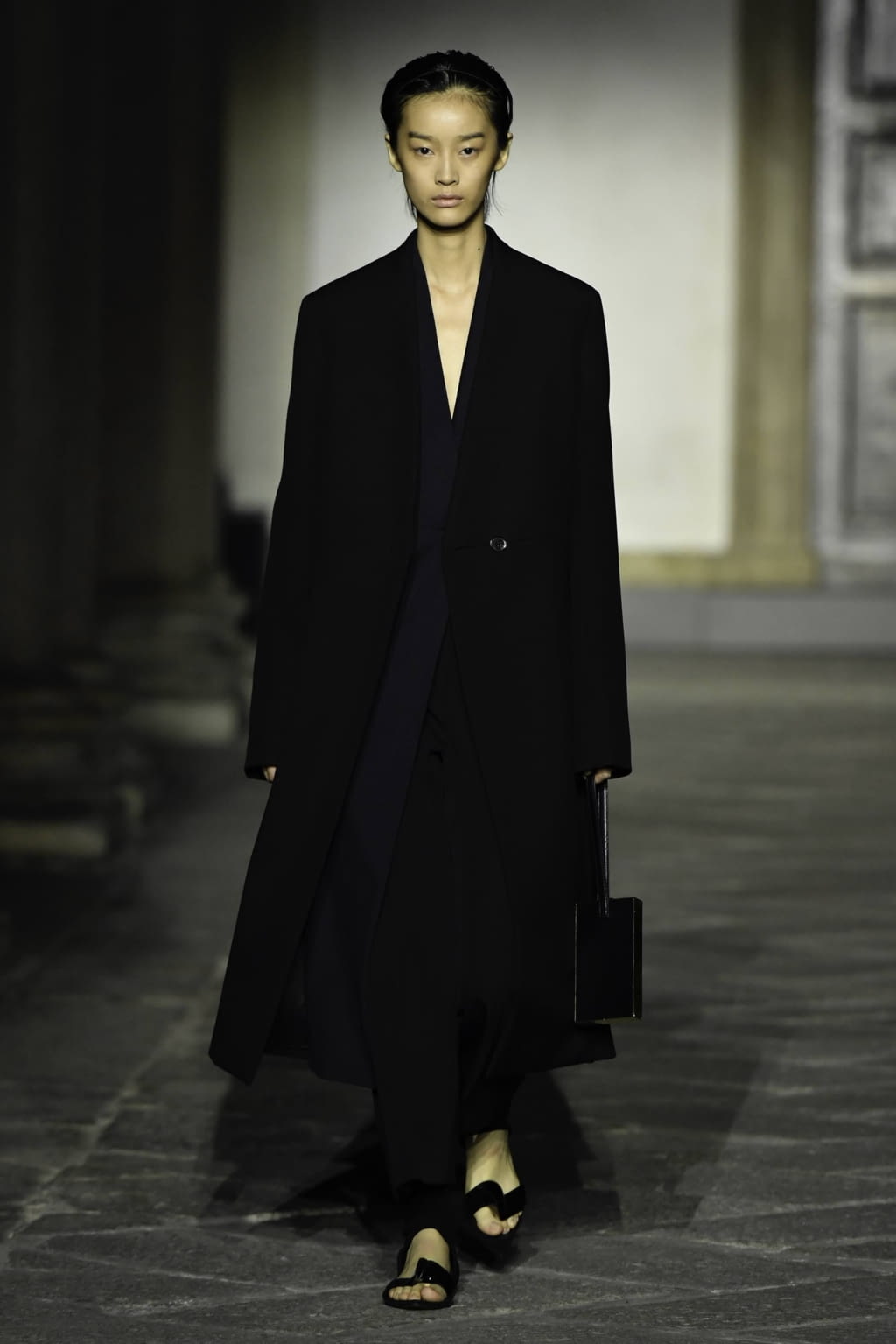 Fashion Week Milan Spring/Summer 2020 look 1 from the Jil Sander collection womenswear