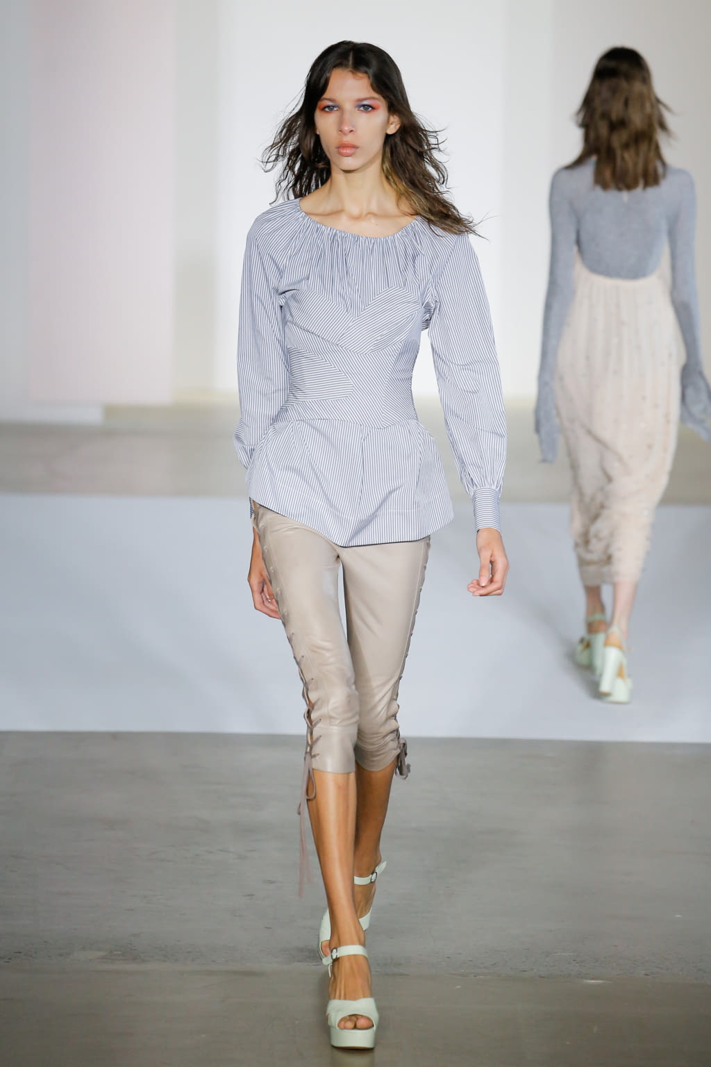 Fashion Week New York Spring/Summer 2017 look 14 from the Jill Stuart collection womenswear