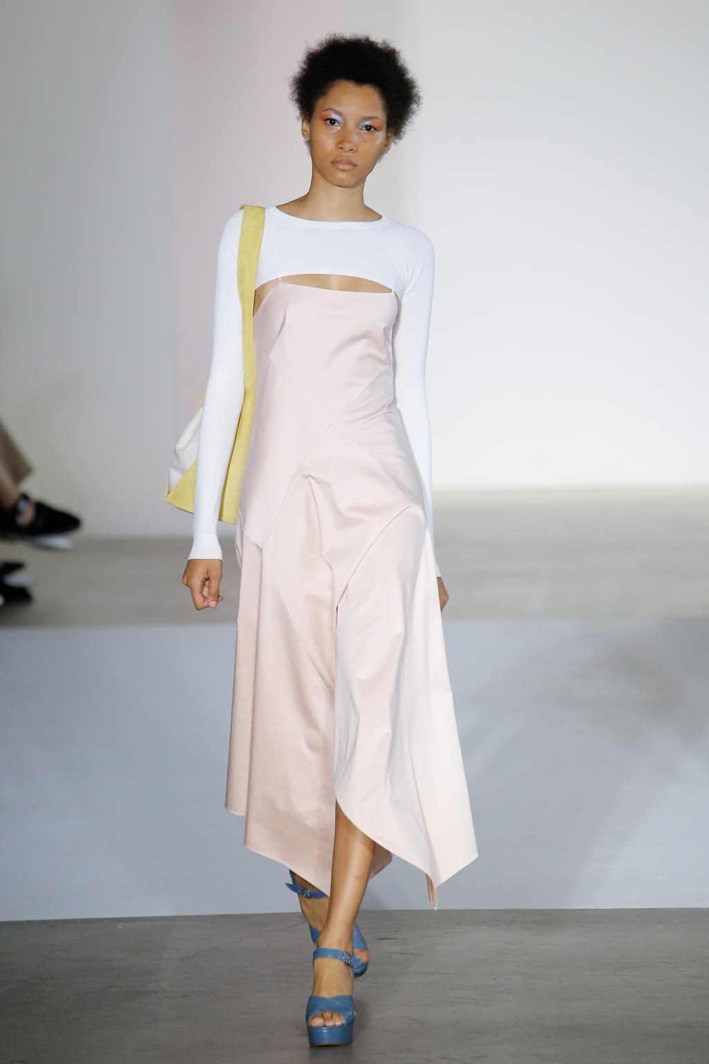 Fashion Week New York Spring/Summer 2017 look 15 from the Jill Stuart collection 女装