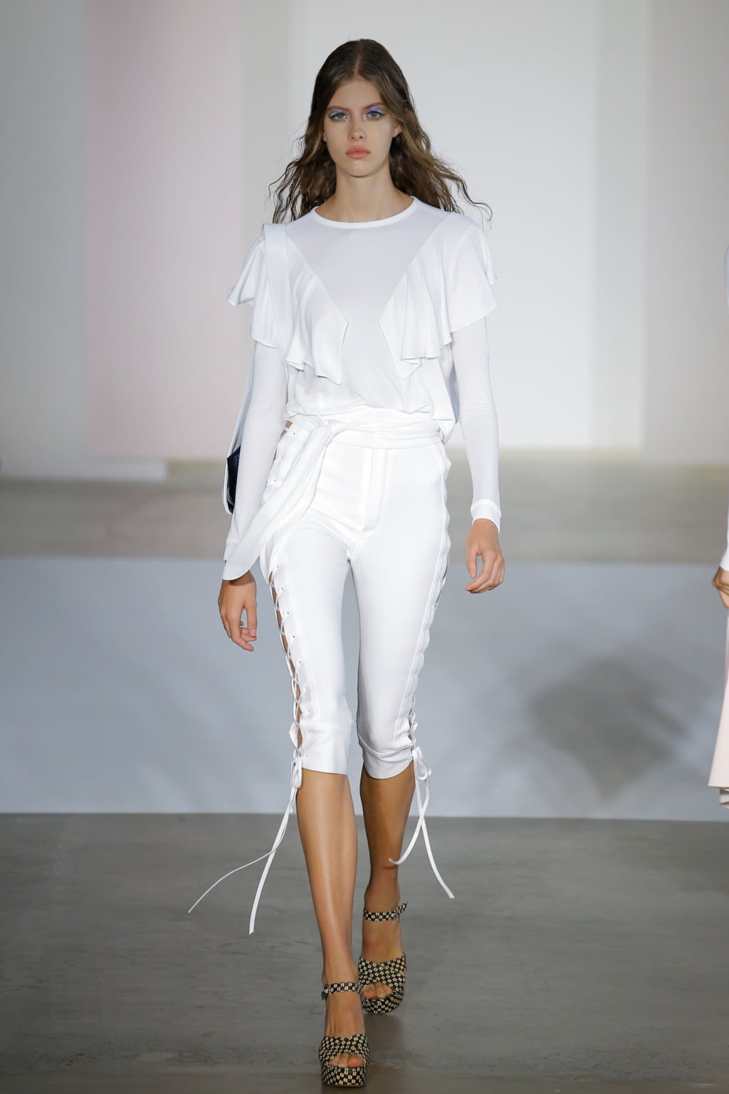 Fashion Week New York Spring/Summer 2017 look 16 from the Jill Stuart collection womenswear