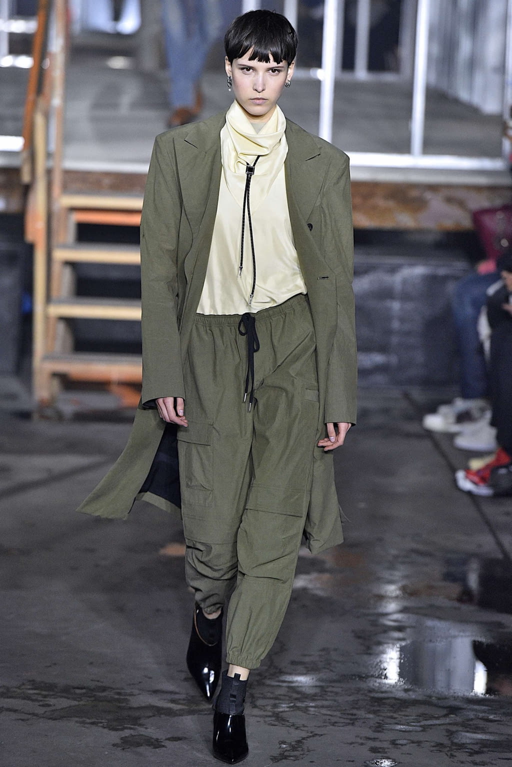 Fashion Week New York Fall/Winter 2019 look 5 from the John Elliott collection 女装