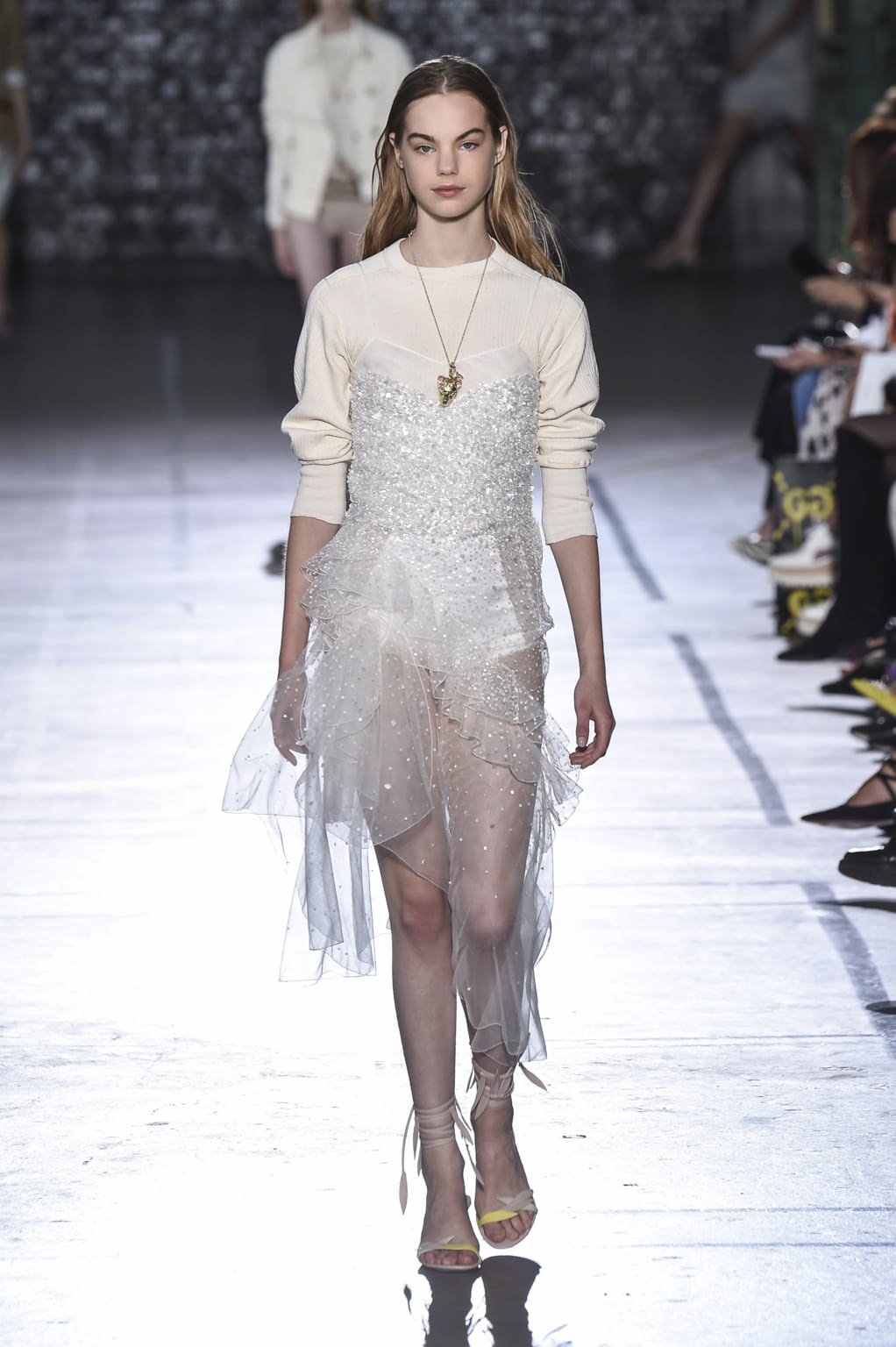 Fashion Week Paris Spring/Summer 2017 look 9 from the John Galliano collection womenswear
