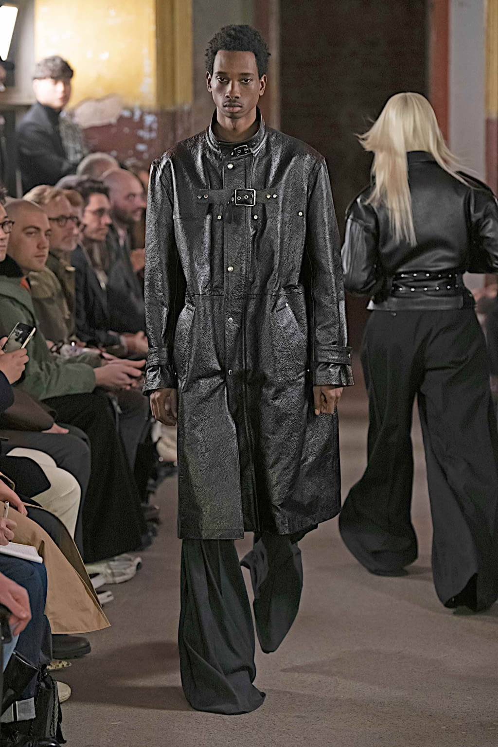 Fashion Week London Fall/Winter 2020 look 28 from the John Lawrence Sullivan collection 男装