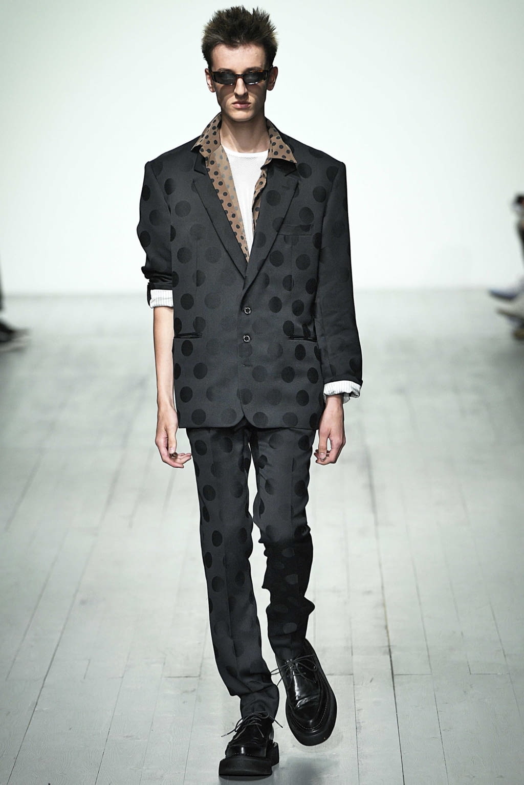 Fashion Week London Spring/Summer 2019 look 26 from the John Lawrence Sullivan collection menswear