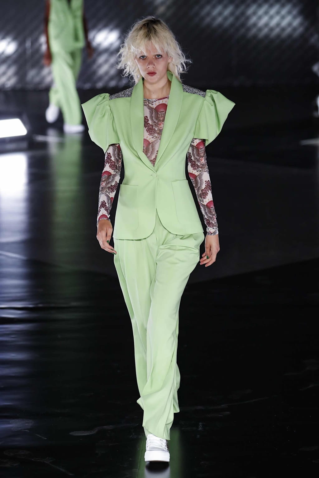 Fashion Week Milan Spring/Summer 2020 look 6 from the John Richmond collection 男装