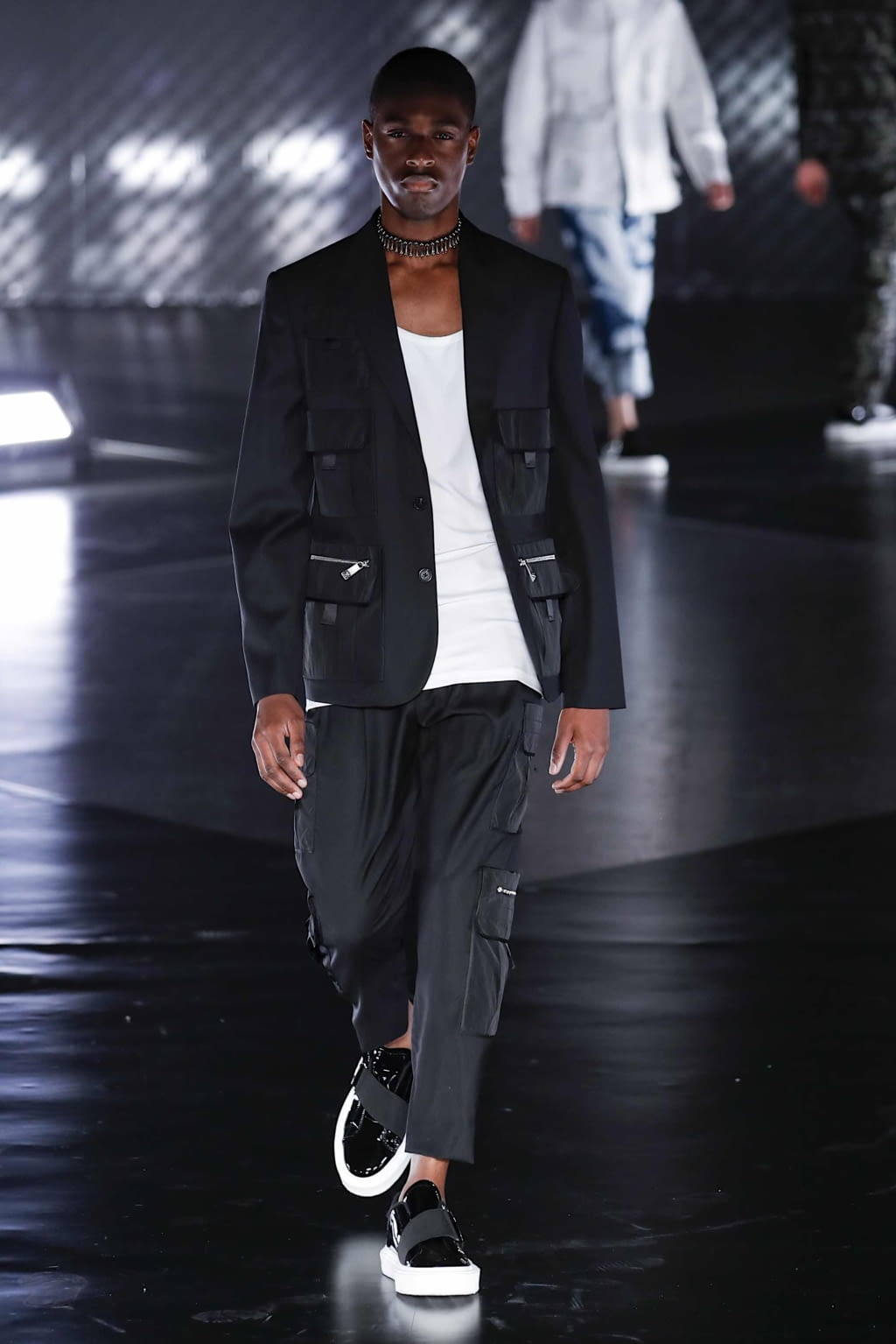 Fashion Week Milan Spring/Summer 2020 look 40 from the John Richmond collection menswear