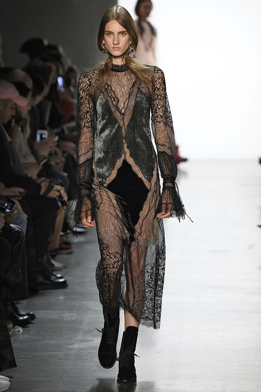 Fashion Week New York Fall/Winter 2018 look 5 from the Simkhai collection womenswear