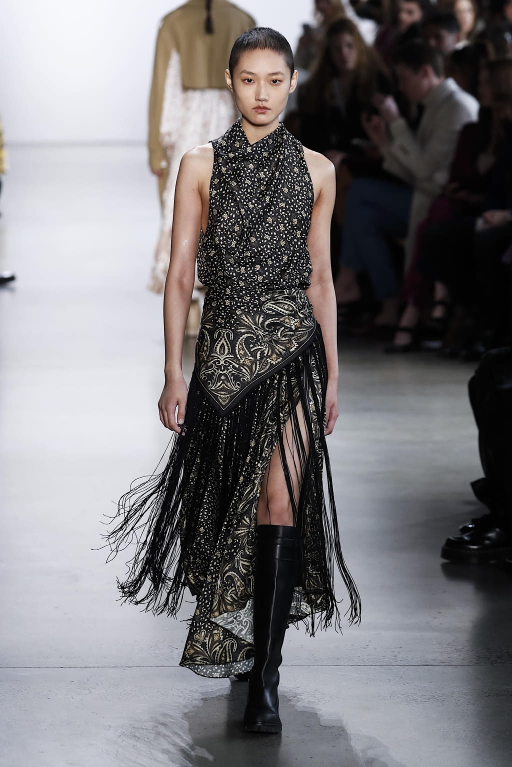 Fashion Week New York Fall/Winter 2020 look 27 de la collection Simkhai womenswear