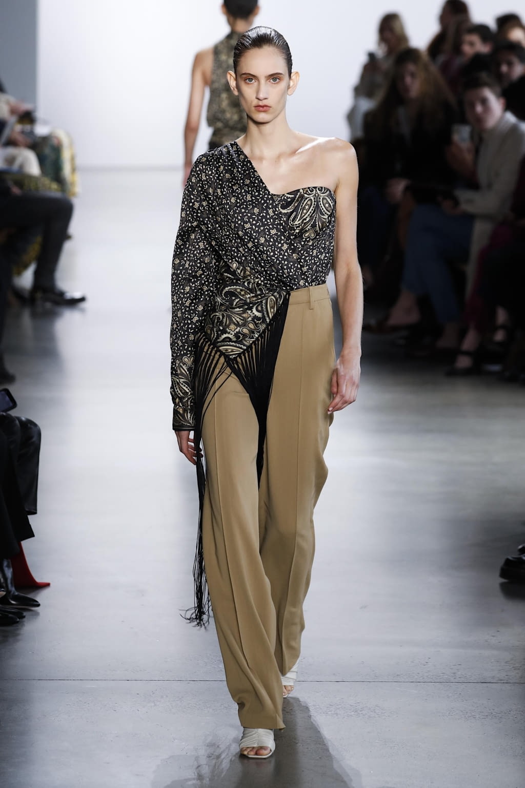 Fashion Week New York Fall/Winter 2020 look 29 from the Simkhai collection womenswear